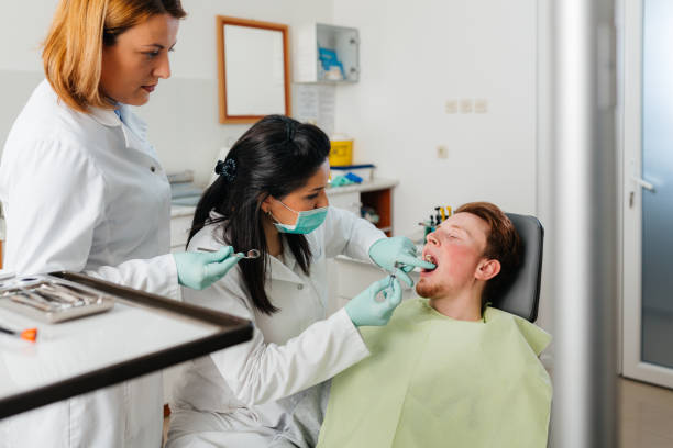 Best Emergency Tooth Extraction in Ampere North, NJ